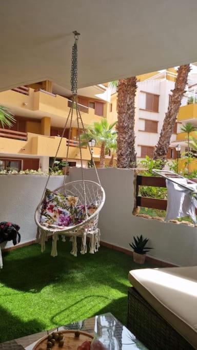 Olivia Sunny 2 Bedroom Apartament Punta Prima 托雷维耶哈 外观 照片