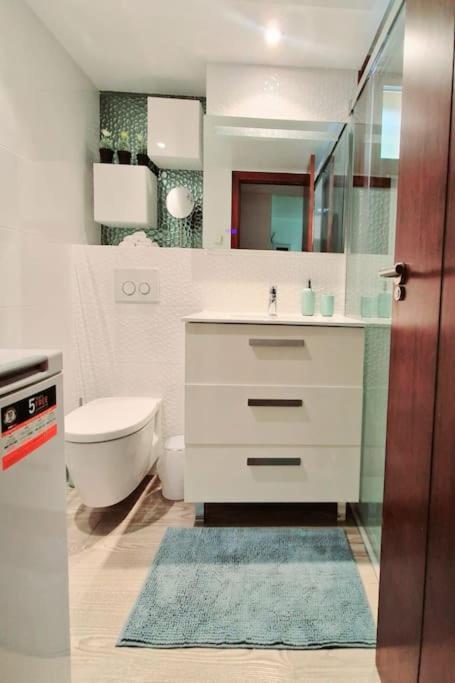 Olivia Sunny 2 Bedroom Apartament Punta Prima 托雷维耶哈 外观 照片