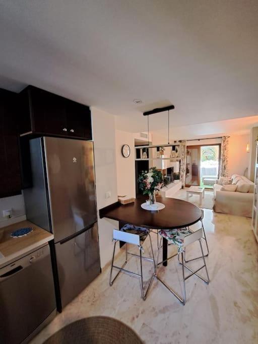 Olivia Sunny 2 Bedroom Apartament Punta Prima 托雷维耶哈 外观 照片